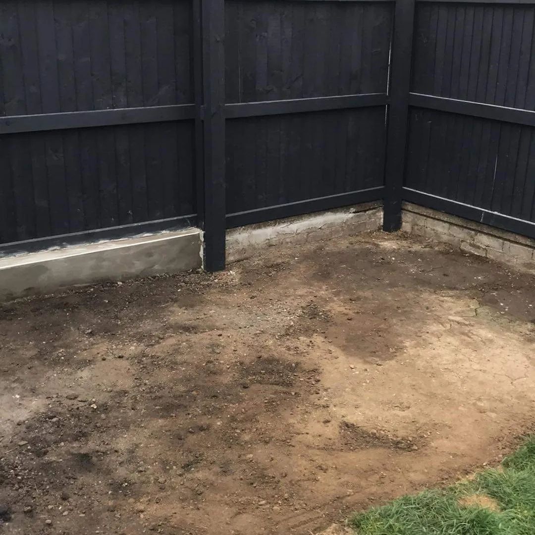 Ready for a spruce up! Photo of undecked area before work done