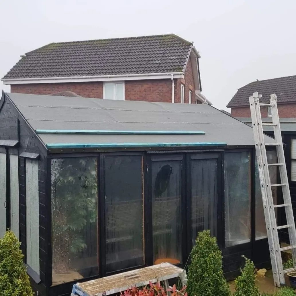 Ready for a spruce up! Photo of shed before work done